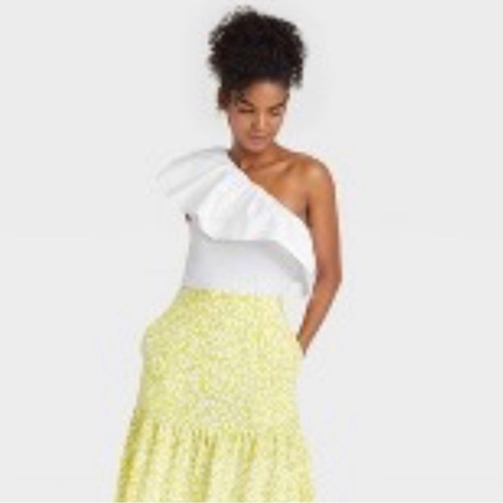 Women's Ruffle Elbow Sleeve One Shoulder Blouse - Who What Wear™ White XL